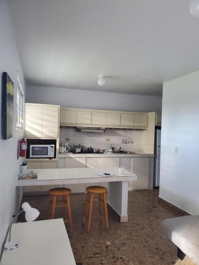 Crab Island Adventures Apartments 别克斯 外观 照片